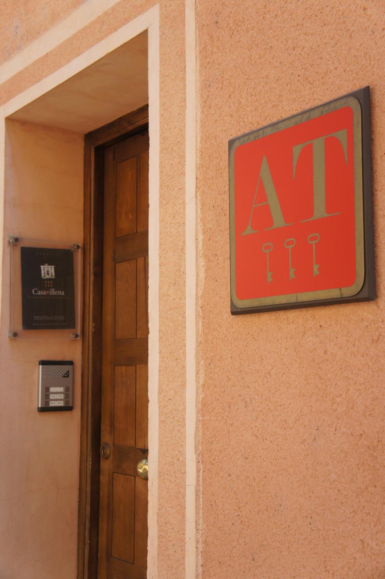 Casavillena Apartamentos Turisticos Сеговия Экстерьер фото